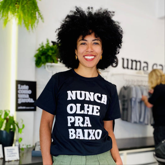 NUNCA OLHE PRA BAIXO